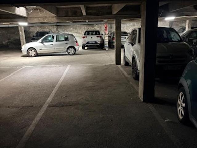 Garage vente à Lyon, Métropole de Lyon