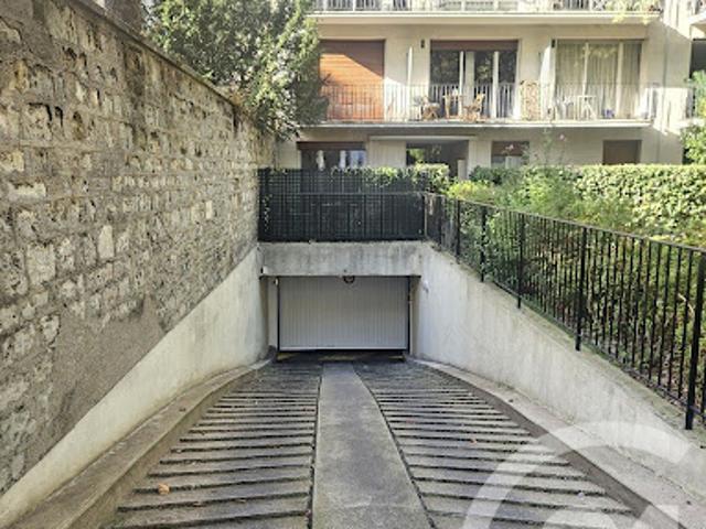 Garage vente à Nanterre, Neuilly-sur-seine