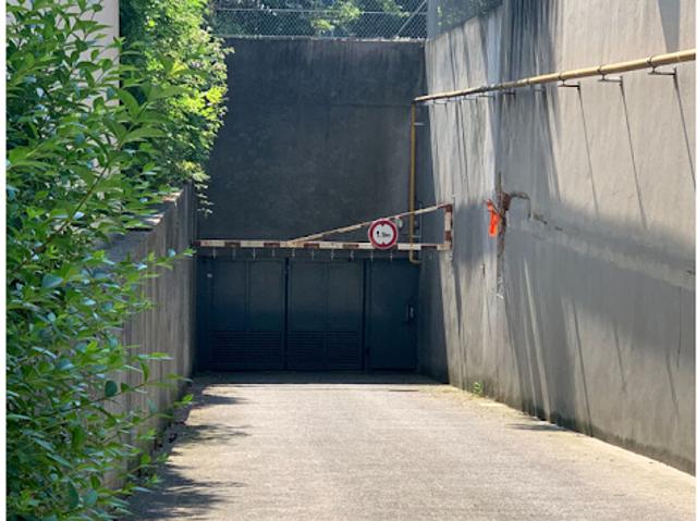 Garage vente à Bobigny, Pantin