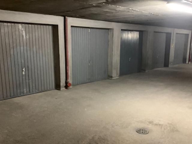 Garage vente à Bobigny, Pantin