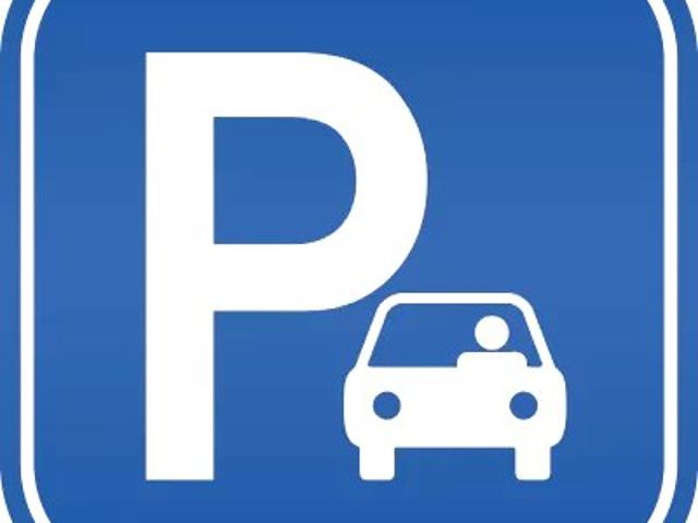 Garage vente à Paris, Île-de-France