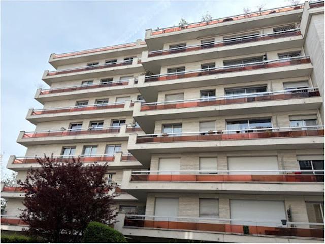 Garage vente à Paris, Île-de-France