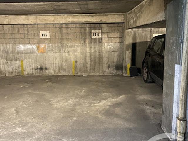 Garage vente à Paris, Île-de-France