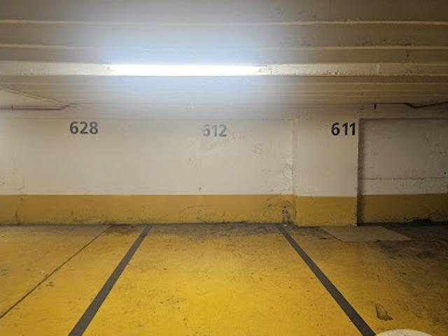 Garage vente à Paris, Île-de-France