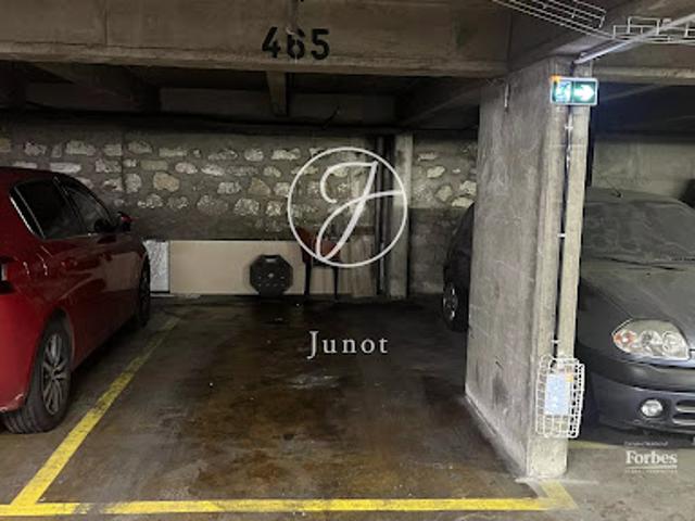 Garage vente à Paris, Île-de-France