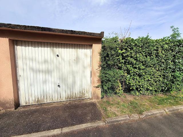 Garage vente à Le Raincy, Sevran