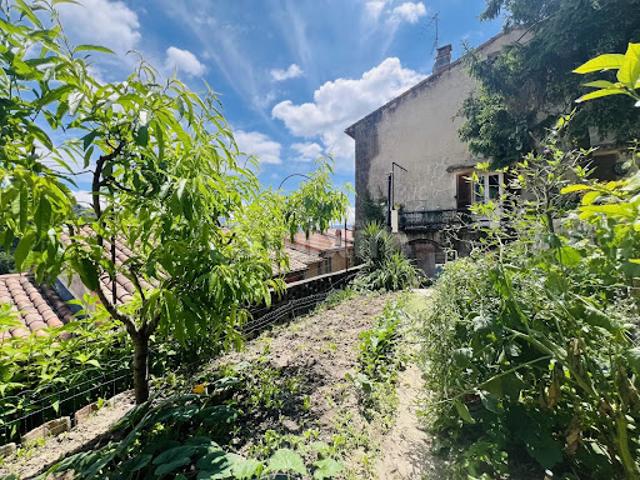 Maison vente à France métropolitaine, Contes