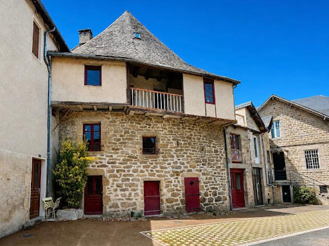 Maison vente à Treignac, Corrèze