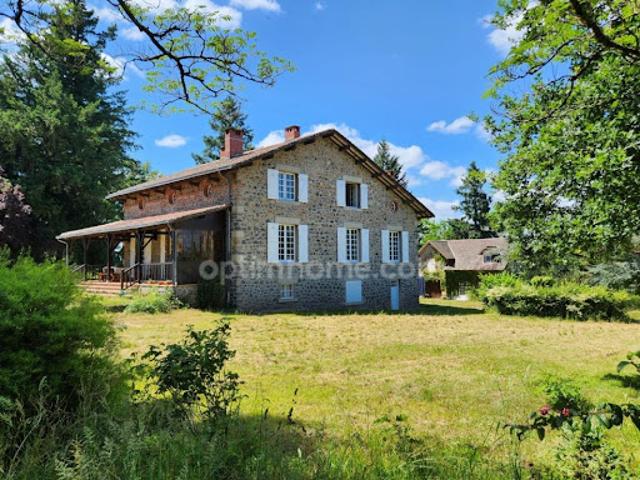 Maison vente à Confolens, Chabanais