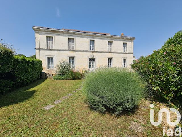 Maison vente à Échillais, Ville d'Enver