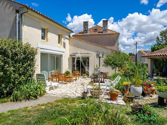 Maison vente à Saint-Jean-d'Angély, Aumagne