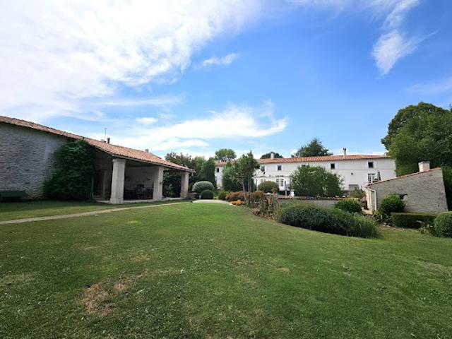 Maison vente à Saint-Jean-d'Angély, Saint-hilaire-de-villefranche