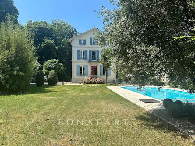 Maison vente à Niort, Magné