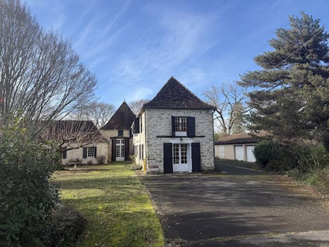 Maison vente à Oloron-Sainte-Marie, Sauveterre-de-béarn