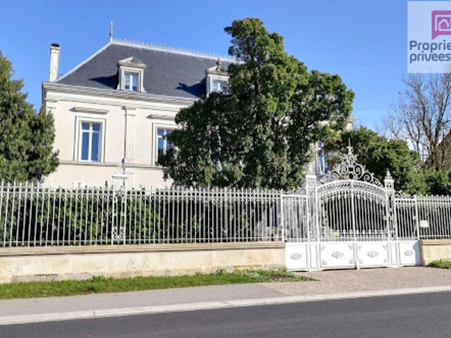 Maison vente à Le Bourg, Villeneuve-la-Comtesse