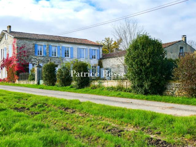 Maison vente à Cognac