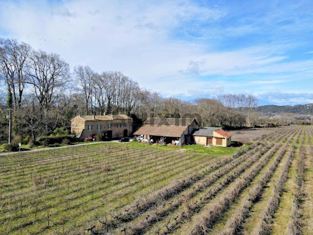 Maison vente à Nîmes, Tresques