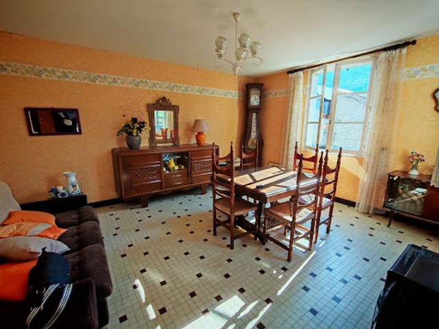 Maison vente à Oloron-Sainte-Marie, Gère-bélesten