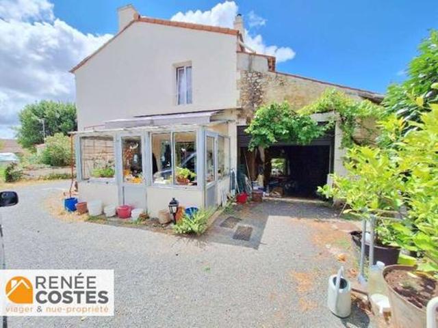 Maison vente à Saint-Jean-d'Angély, Saint-savinien