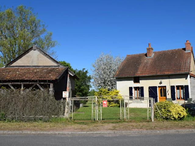 Maison vente à Château-Chinon (Ville), Charrin