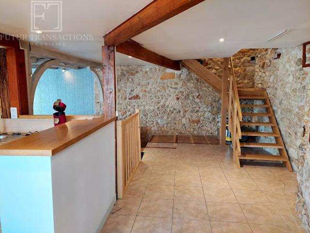 Maison vente à Nontron, Saint-pardoux-la-rivière