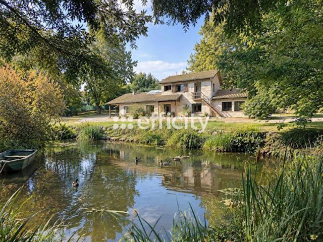 Maison vente à Écully, Rhône
