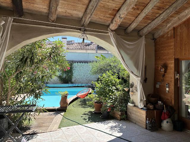 Maison vente à Nîmes, Cannes-et-clairan