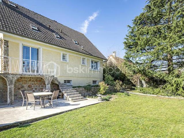 Maison vente à Évry, Petit-bourg