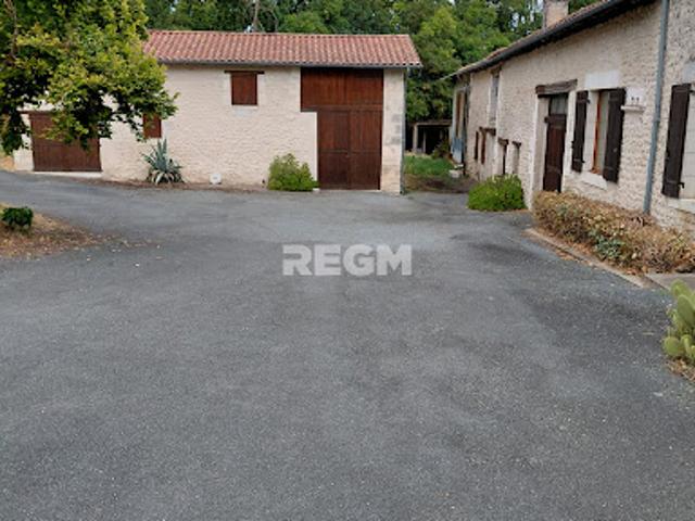 Maison vente à Périgueux, Bouteilles-saint-sébastien