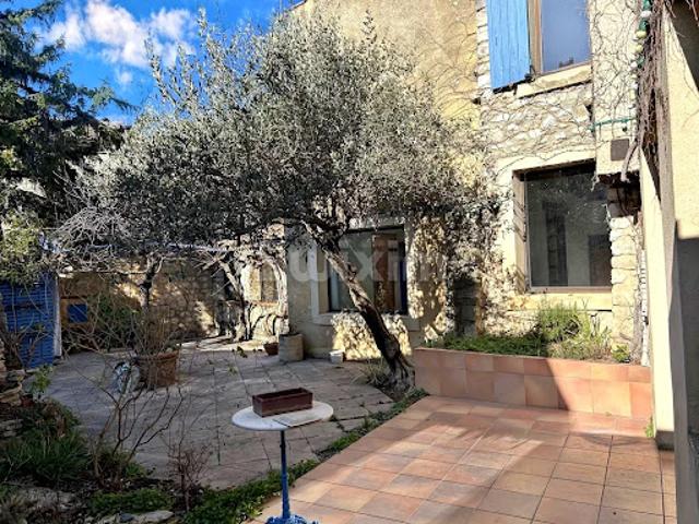 Maison vente à France métropolitaine, La Garde-adhémar