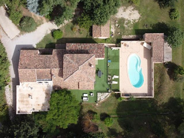 Maison vente à Saint-zacharie