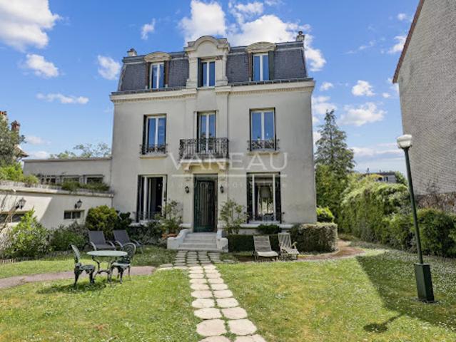 Maison vente à Suresnes, Quartier Mont-Valérien