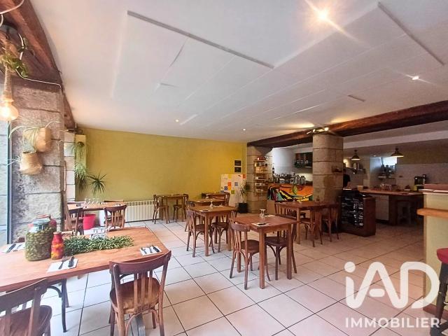 Local Commercial vente à Brélévenez, Lannion
