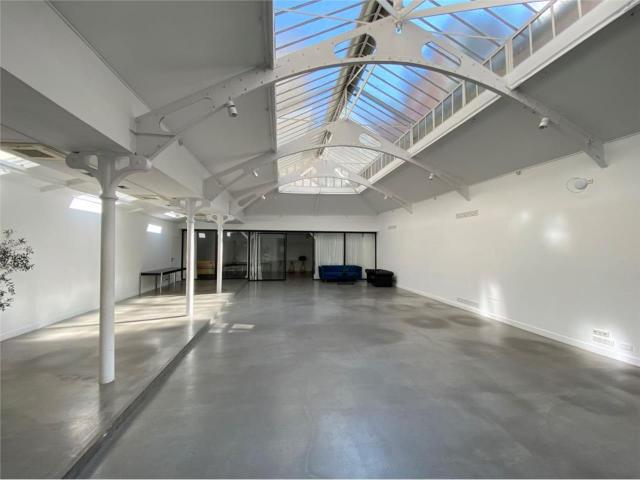 Local Commercial vente à Paris, Île-de-France