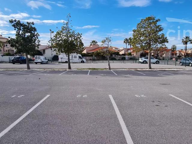 Garage vente à Céret, Saint-cyprien