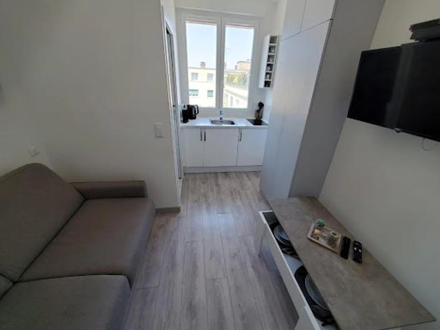 Studio vente à Paris, Quartier des Ternes Studio vente à Paris, Quartier des Ternes
