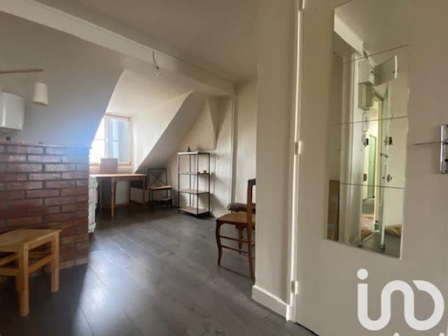 Studio vente à Versailles, Chantiers
