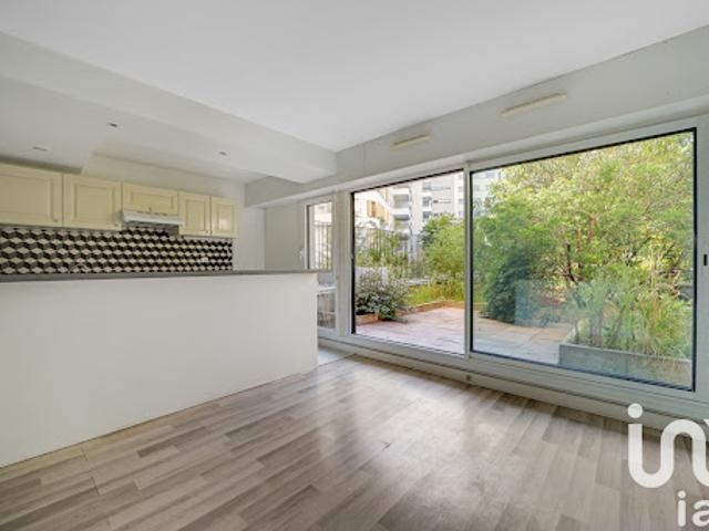 Studio vente à Paris, Île-de-France