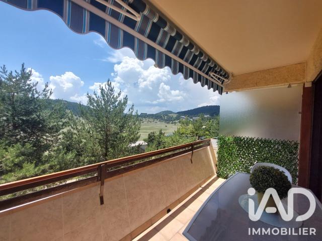 Appartement vente à Grasse, Gréolières