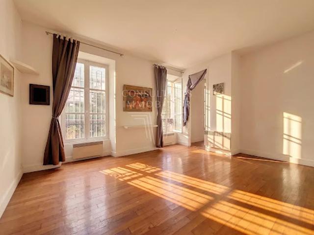 Studio vente à Paris, Île-de-France