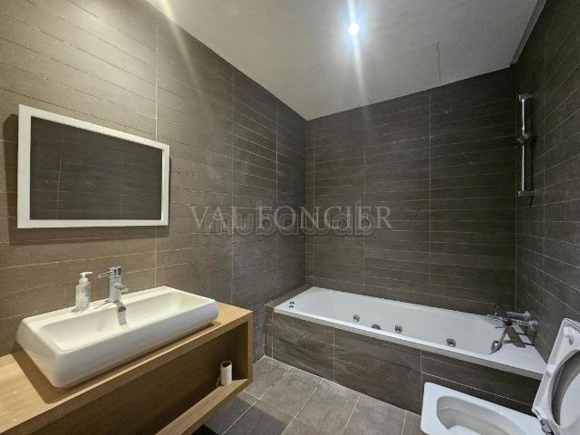 Appartement vente à Anfa, Gharb-Chrarda-Beni Hssen