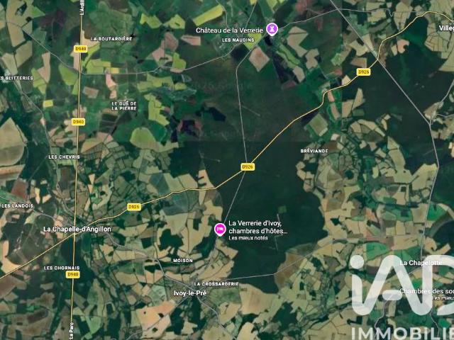 Terrain vente à Saint-Amand-Montrond, Charenton-du-cher