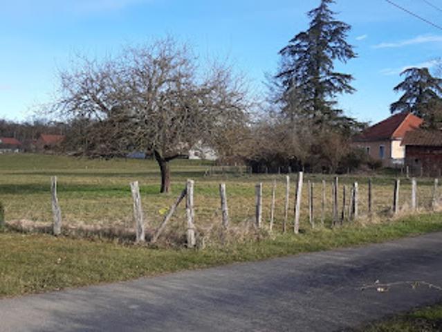 Terrain vente à Lons-le-Saunier, Commenailles