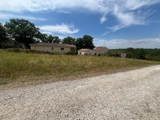 Terrain vente à Saintes, Fontcouverte