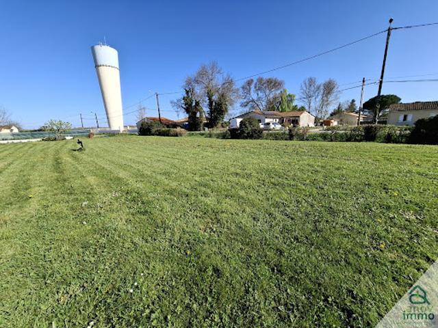Terrain vente à France métropolitaine, Mesnac