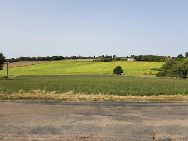 Terrain vente à Nevers, La Fermeté