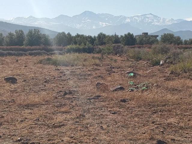 Terrain vente à Tamazouzte تمزوزت, Province d'Al Haouz ⵜⴰⵙⴳⴰ ⵏ ⵍⵃⵓⵣ إقليم الحوز