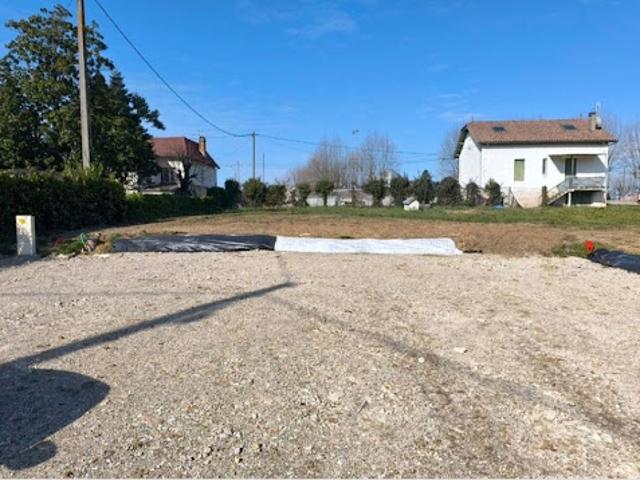 Terrain vente à Sainte-livrade-sur-lot, Résidence de Bugatel