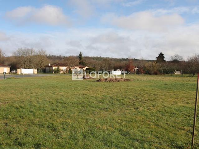 Terrain vente à Nontron, Condat-sur-trincou