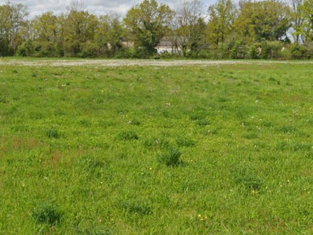 Terrain vente à Saint-Amand-Montrond, Châteauneuf-sur-cher